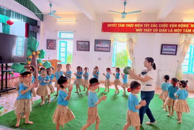 HOẠT ĐỘNG PHÁT TRIỂN THỂ CHẤT   LỚP 4 TUỔI B TRƯỜNG MẦM NON HẢI TÂN