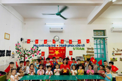 Hoạt động chào mừng Quốc khánh 2/9 của các con Trường Mầm non Hải Tân